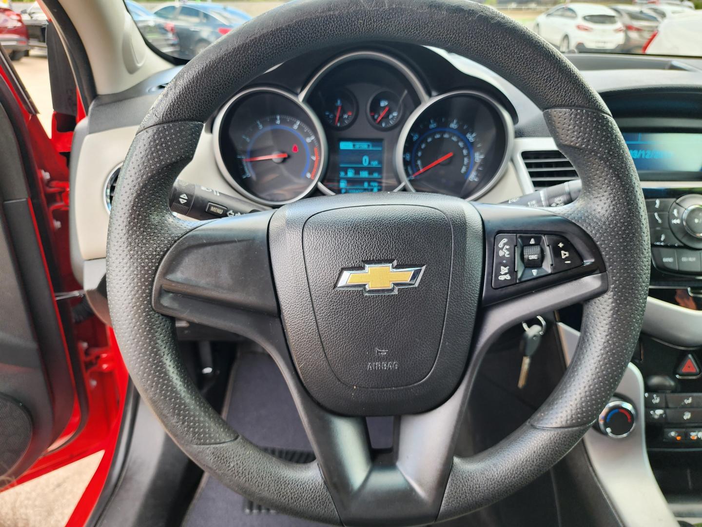 2014 RED Chevrolet Cruze LS (1G1PA5SH2E7) with an 1.8L L4 DOHC 16V FFV engine, 6-Speed Automatic transmission, located at 2660 S.Garland Avenue, Garland, TX, 75041, (469) 298-3118, 32.885387, -96.656776 - Welcome to DallasAutos4Less, one of the Premier BUY HERE PAY HERE Dealers in the North Dallas Area. We specialize in financing to people with NO CREDIT or BAD CREDIT. We need proof of income, proof of residence, and a ID. Come buy your new car from us today!! This is a very well cared for 2014 CH - Photo#12